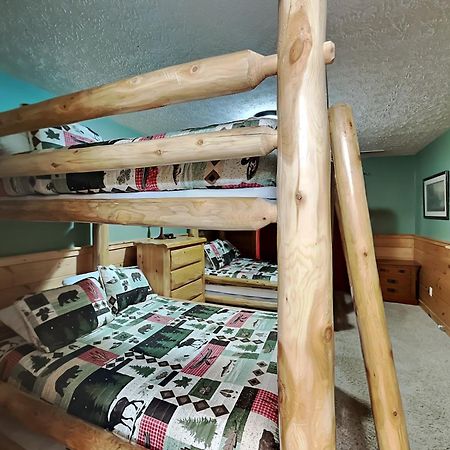 Above The Clouds, 4 Bedrooms, Pool Access, Private, Gaming, Sleeps 16 Gatlinburg Eksteriør billede