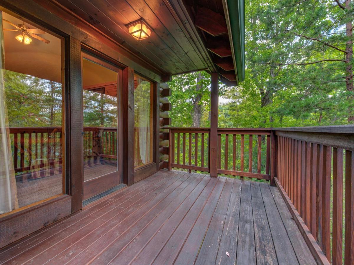 Above The Clouds, 4 Bedrooms, Pool Access, Private, Gaming, Sleeps 16 Gatlinburg Eksteriør billede