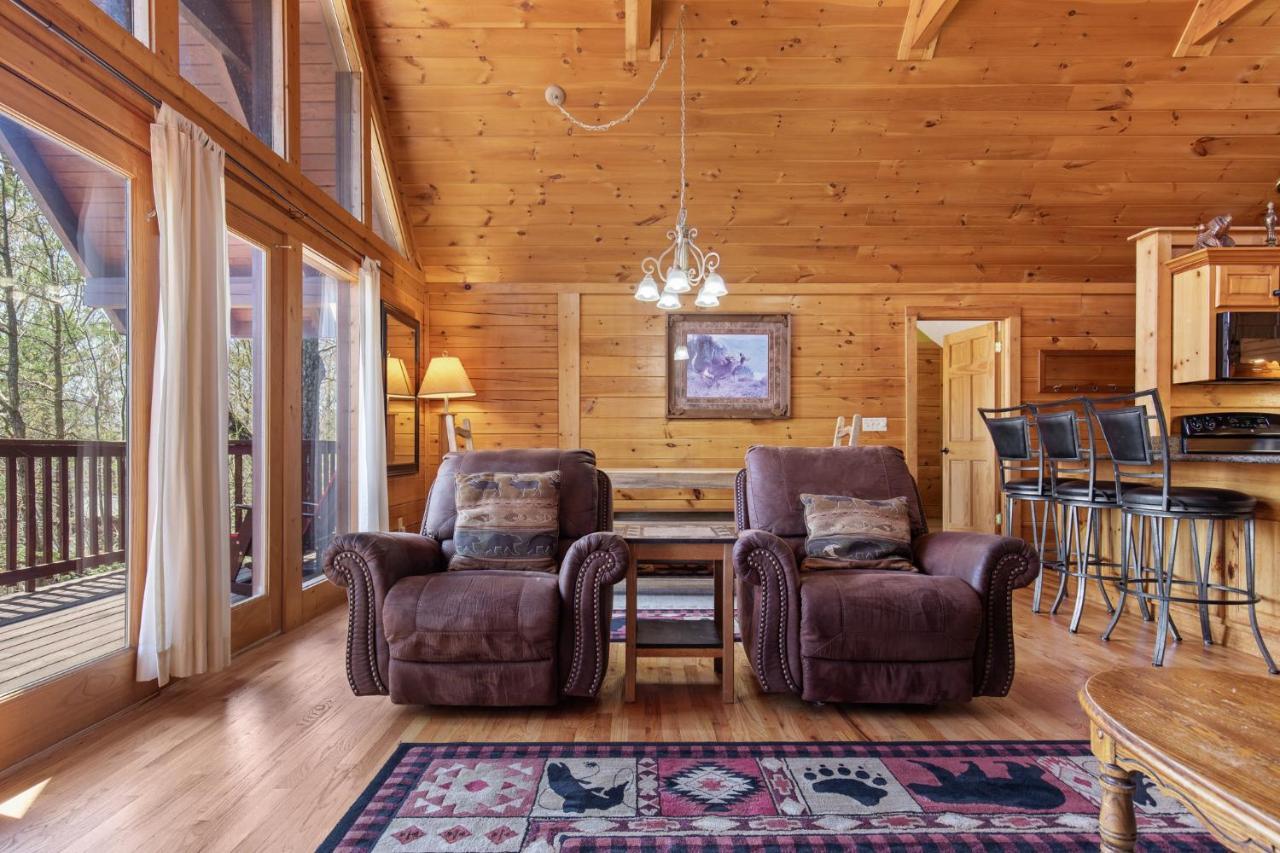 Above The Clouds, 4 Bedrooms, Pool Access, Private, Gaming, Sleeps 16 Gatlinburg Eksteriør billede