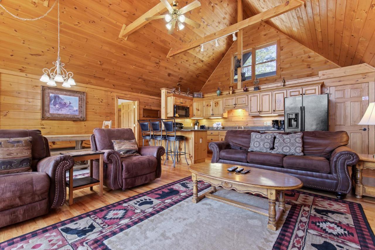 Above The Clouds, 4 Bedrooms, Pool Access, Private, Gaming, Sleeps 16 Gatlinburg Eksteriør billede