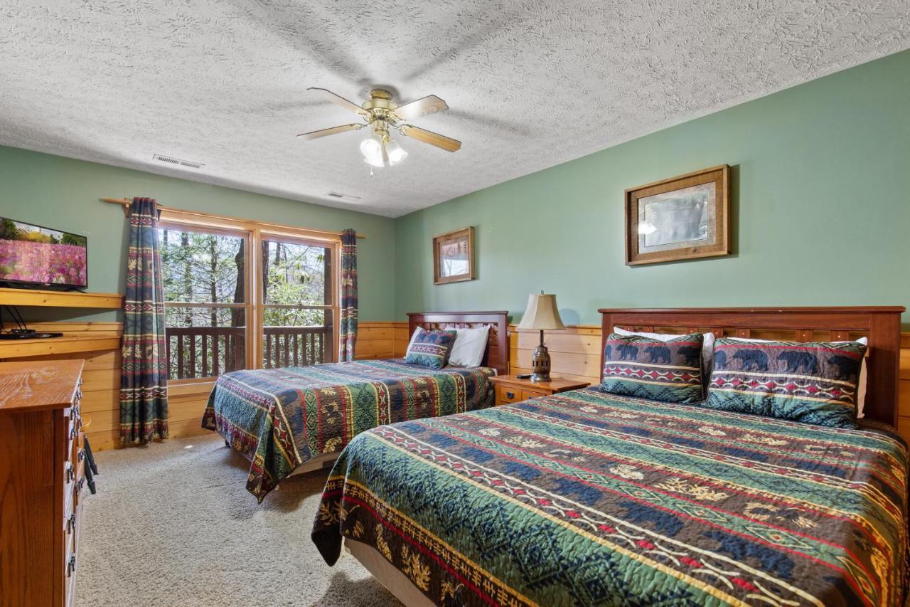Above The Clouds, 4 Bedrooms, Pool Access, Private, Gaming, Sleeps 16 Gatlinburg Eksteriør billede