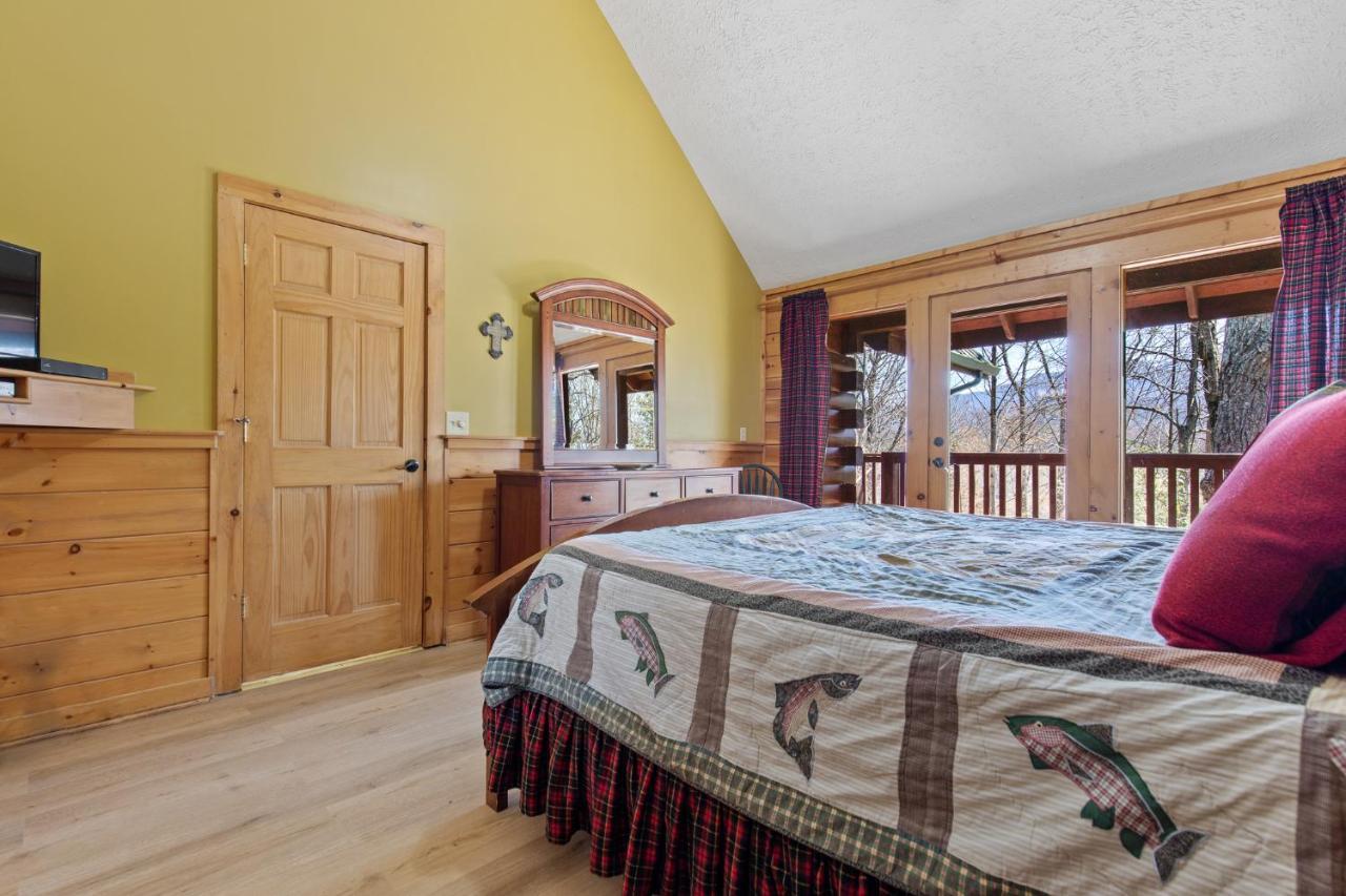 Above The Clouds, 4 Bedrooms, Pool Access, Private, Gaming, Sleeps 16 Gatlinburg Eksteriør billede