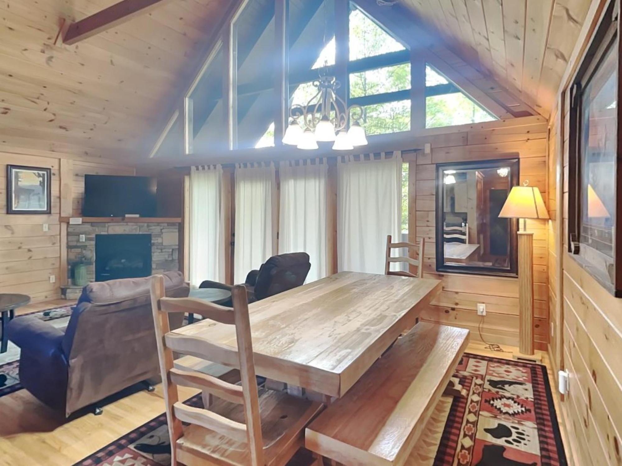 Above The Clouds, 4 Bedrooms, Pool Access, Private, Gaming, Sleeps 16 Gatlinburg Eksteriør billede