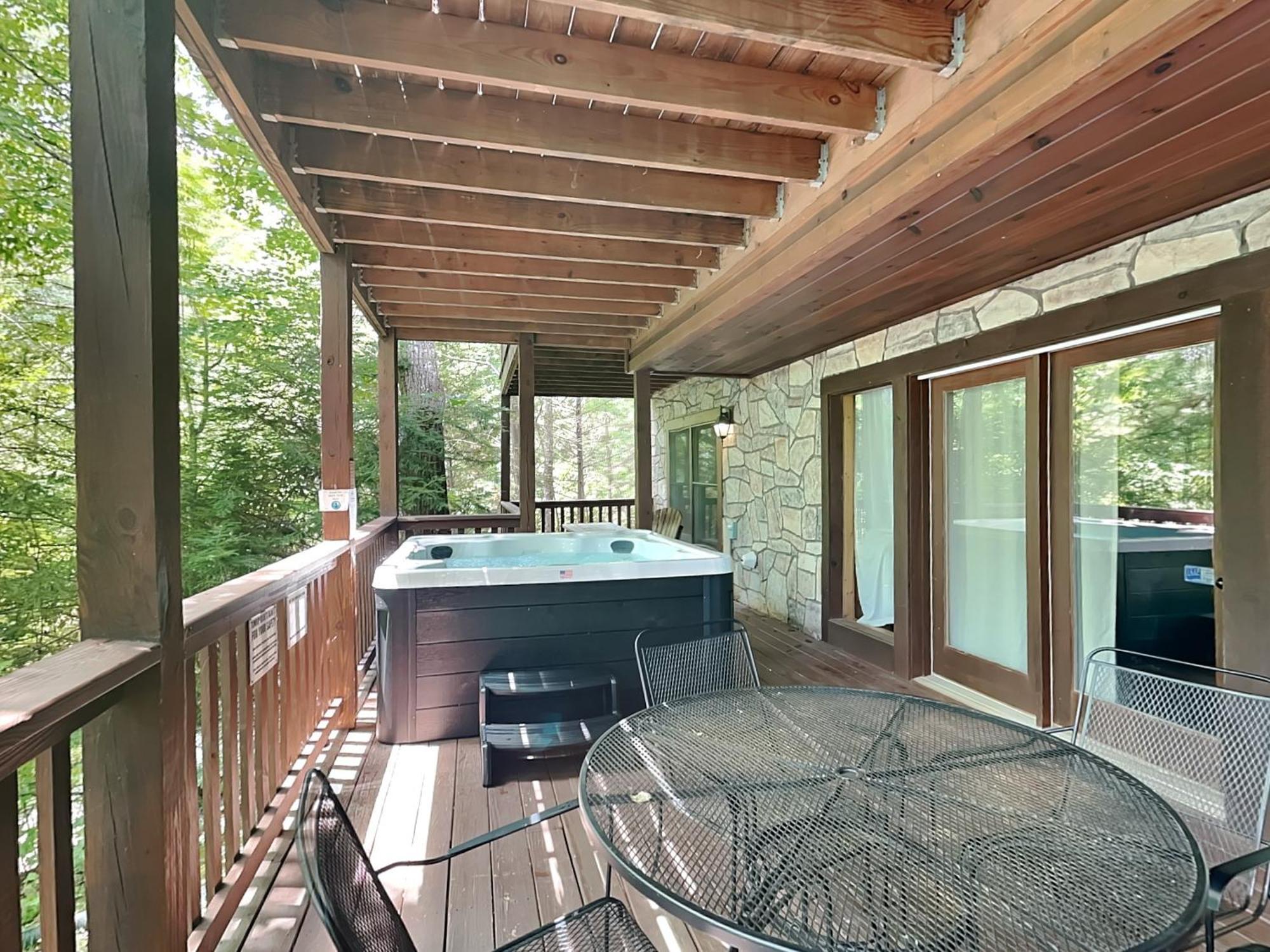 Above The Clouds, 4 Bedrooms, Pool Access, Private, Gaming, Sleeps 16 Gatlinburg Eksteriør billede